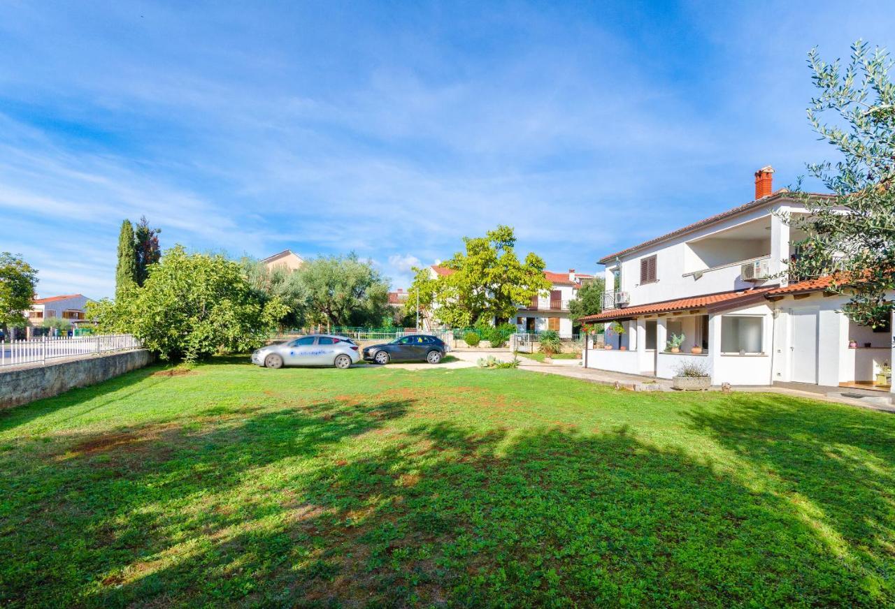 Apartment Zdenko โรวีน ภายนอก รูปภาพ