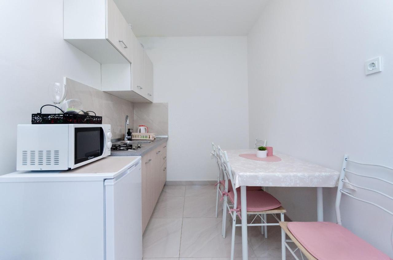 Apartment Zdenko โรวีน ภายนอก รูปภาพ