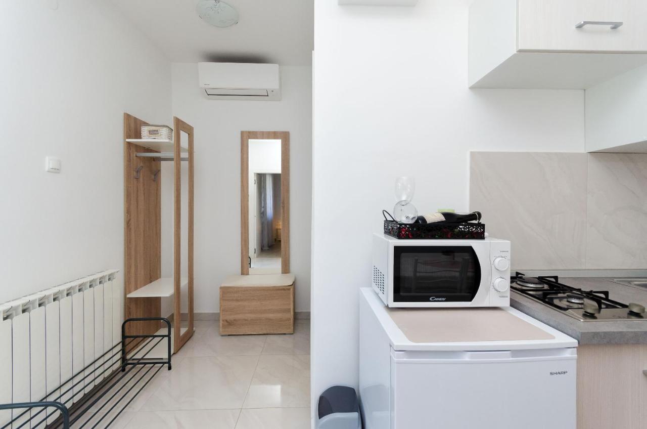 Apartment Zdenko โรวีน ภายนอก รูปภาพ