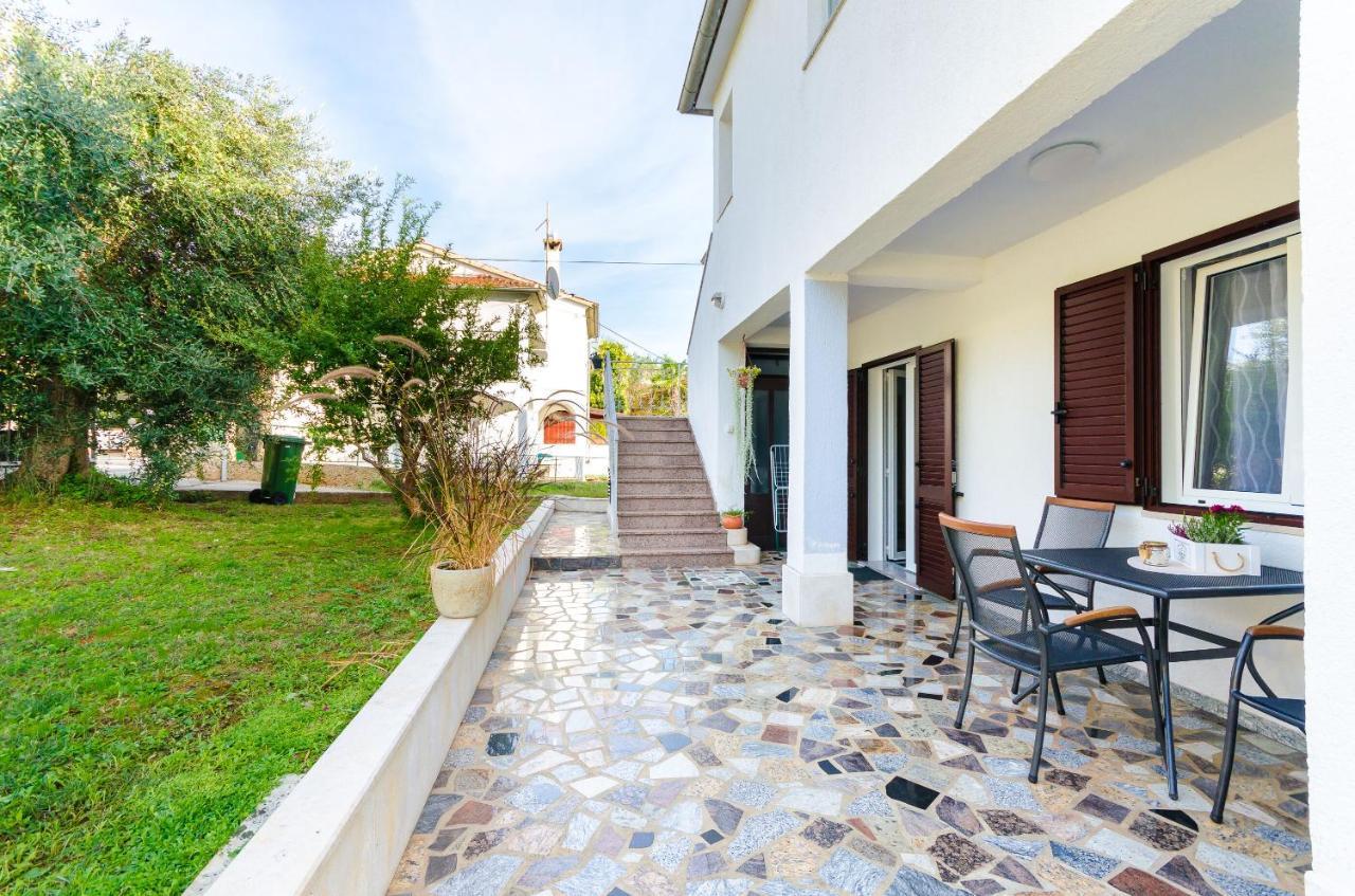 Apartment Zdenko โรวีน ภายนอก รูปภาพ