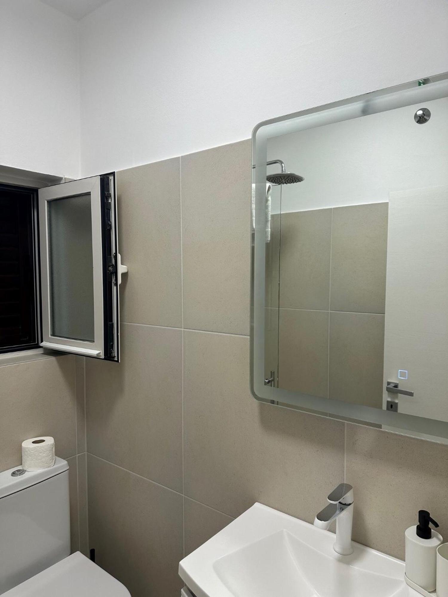 Apartment Zdenko โรวีน ภายนอก รูปภาพ