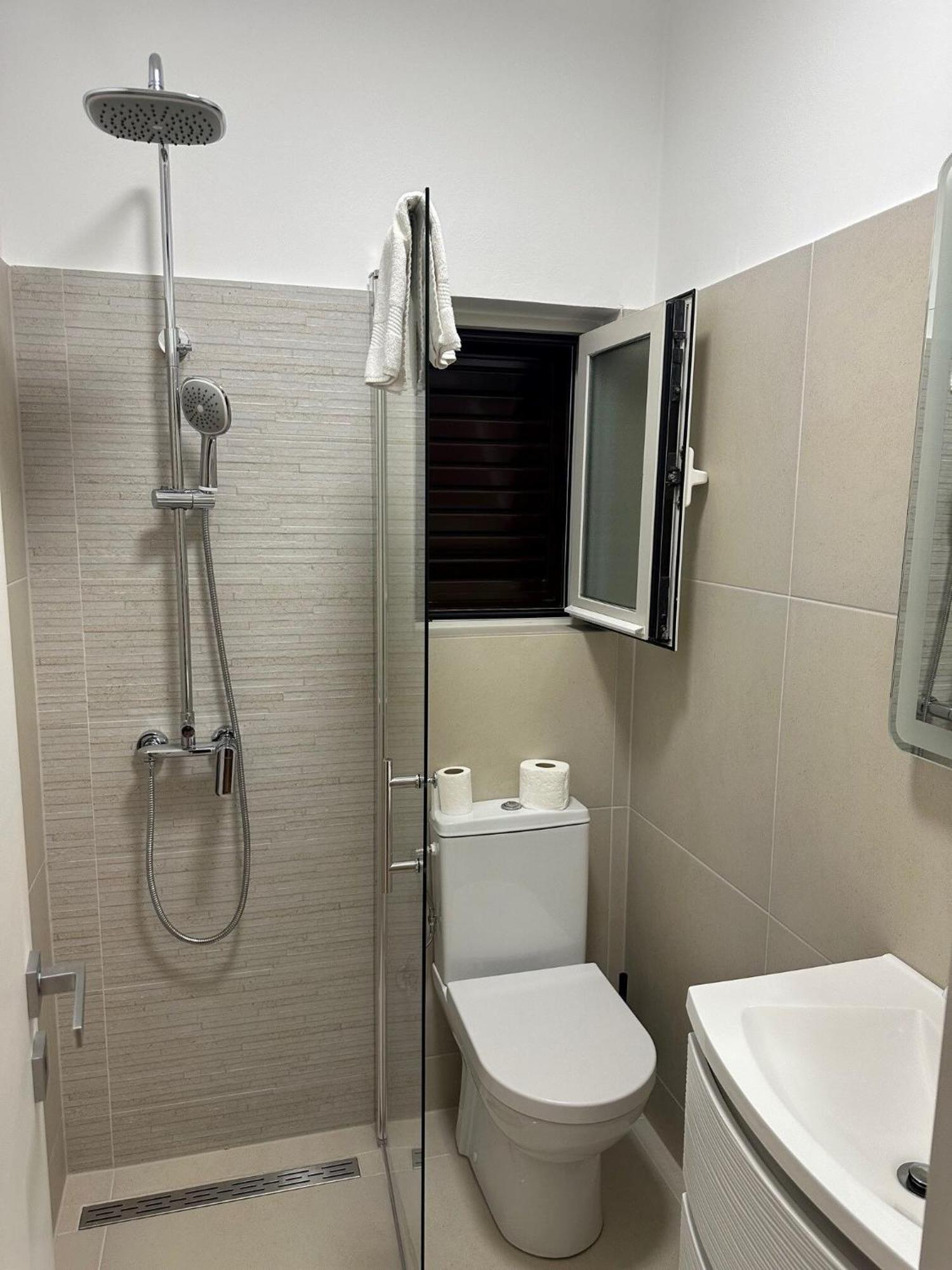 Apartment Zdenko โรวีน ภายนอก รูปภาพ